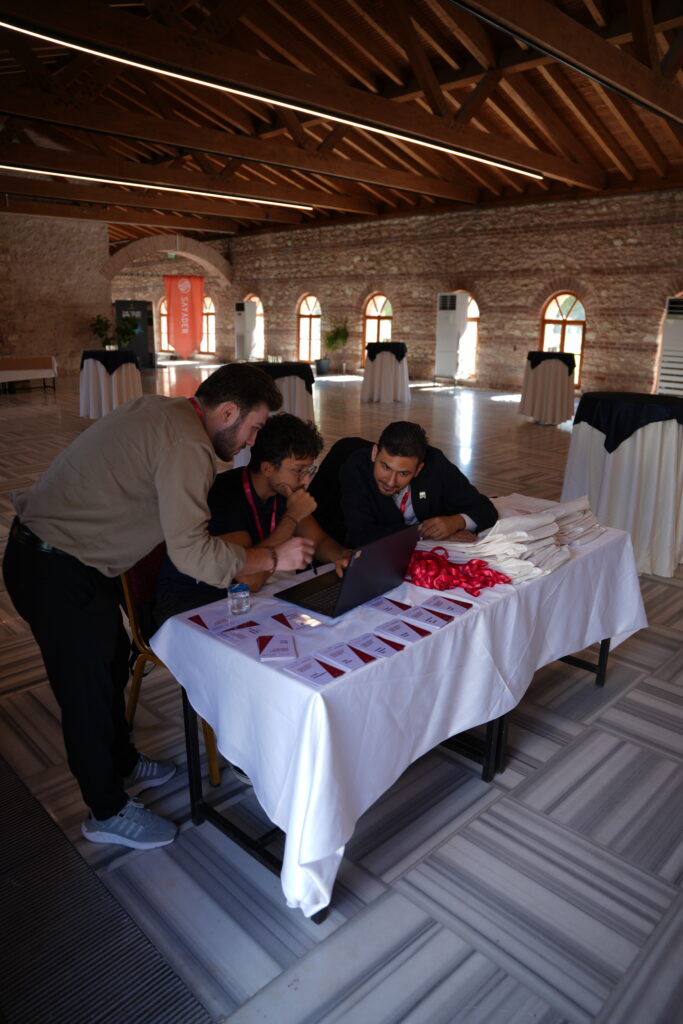 SAYADER ve YTÜ Sosyal Medya & İçerik Üretim Workshop’undan bir kare