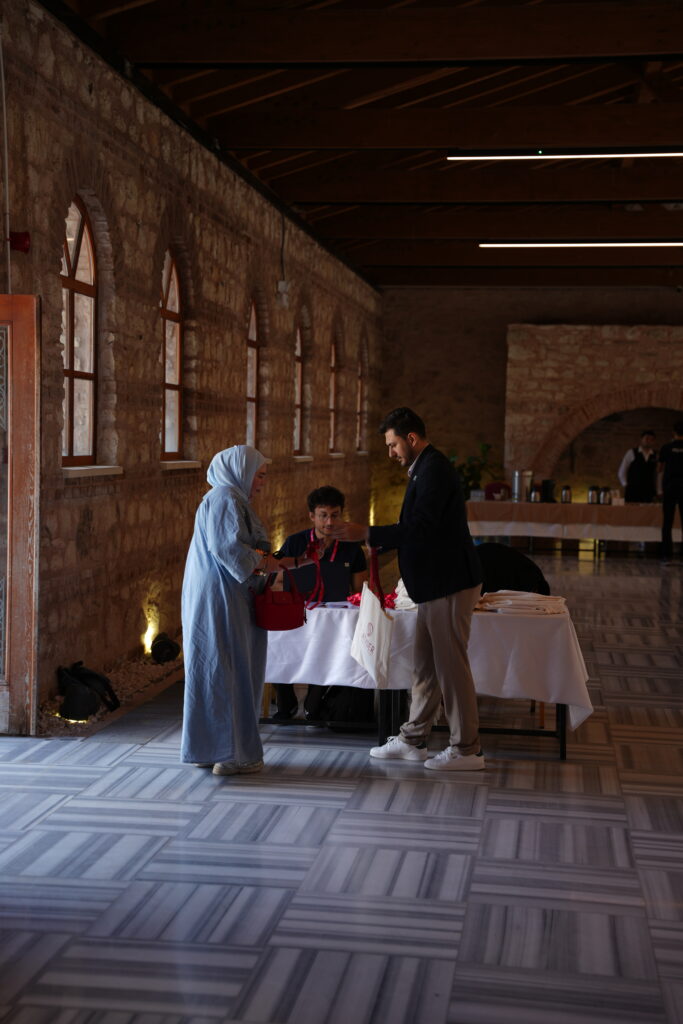 SAYADER ve YTÜ Sosyal Medya & İçerik Üretim Workshop’undan bir kare