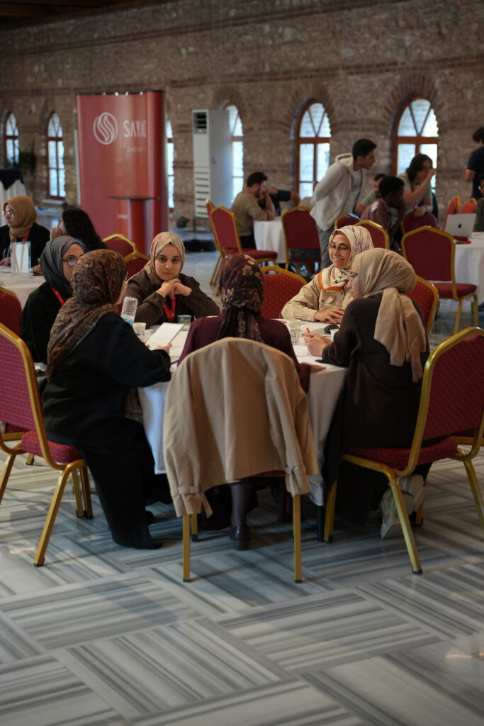 SAYADER ve YTÜ Sosyal Medya & İçerik Üretim Workshop’undan bir kare