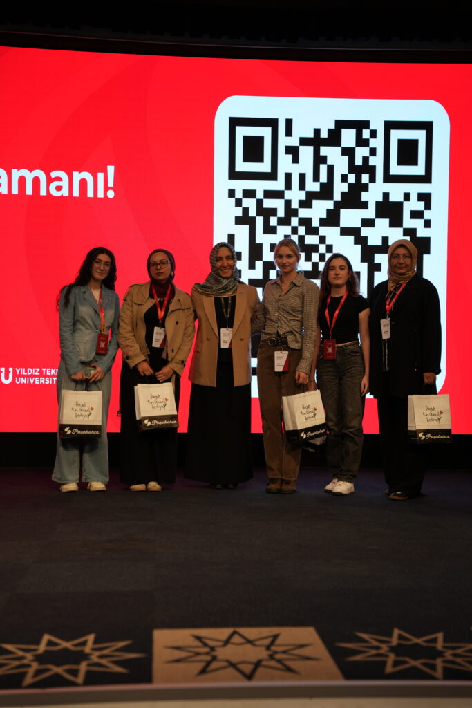 SAYADER ve YTÜ Sosyal Medya & İçerik Üretim Workshop’undan bir kare