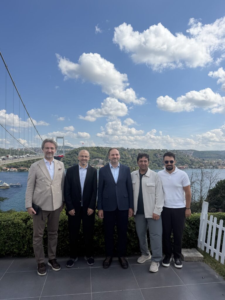 Doç. Dr. Mehmet Dinç ve SAYADER yöneticileri YTÜ Hisar Tesisleri’nde